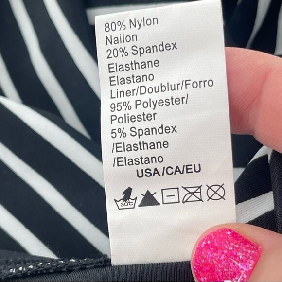 COCOSHIP Black White Striped Balancing Act Vintage Backless Bather Swimsuit 3X - Picture 14 of 14